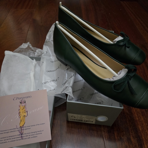 Shoes - Women's Green Flats